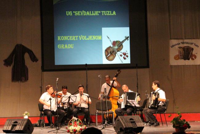 Tuzlarije