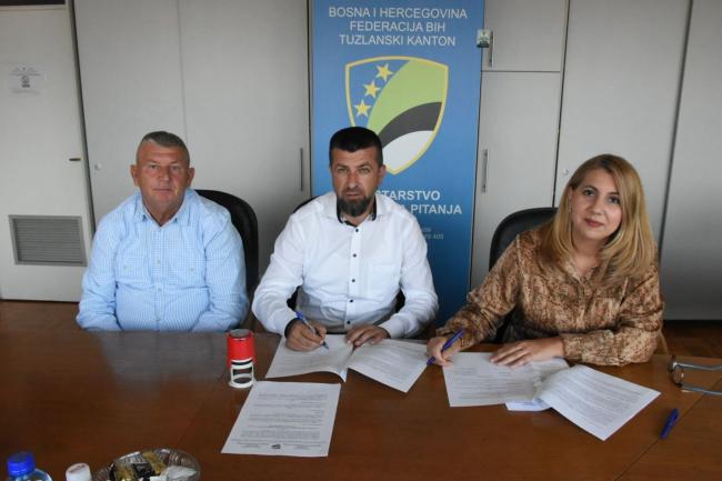 Tuzlarije