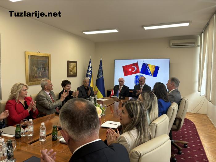 Tuzlarije