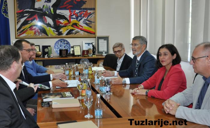 Tuzlarije