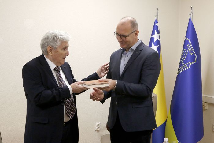 Tuzlarije