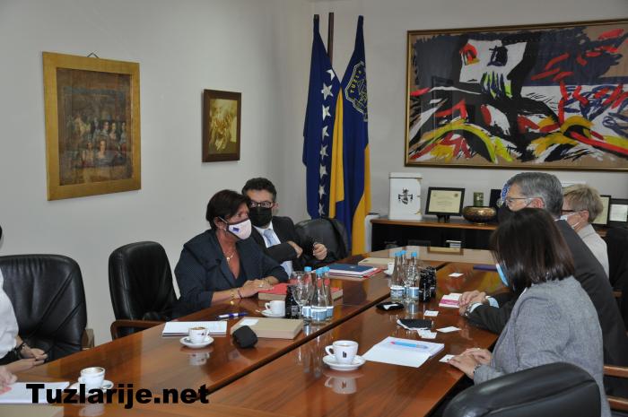 Tuzlarije