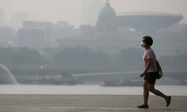 Ogromni požari u Indoneziji. U Maleziji dim opasan za ljude, moraju nositi maske