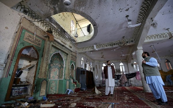 Više od 50 mrtvih u džamiji u Pakistanu: "Dvojica su utrčala, čula se eksplozija"