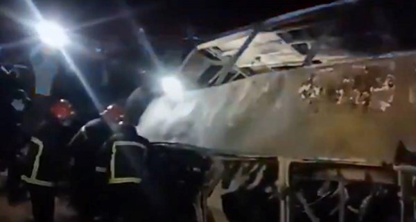 Sudar kamiona i autobusa u Egiptu: Poginulo najmanje 10 ljudi, među njima 4 Francuza