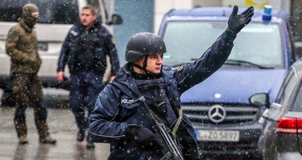 Njemačka policija ubila Hrvata. Išao prema njima s nožem, govorio da je Isus