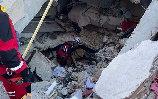 GSS-ovci iz BiH u Turskoj iz ruševina spasili ženu i djevojčicu 6 dana nakon potresa