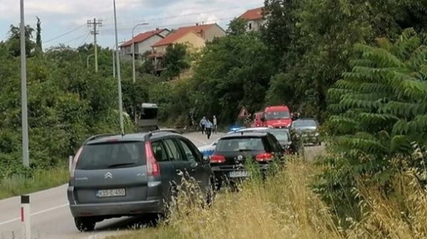 Autobus udario u stijenu u BiH, dvoje poginulih, 13 teško ozlijeđenih