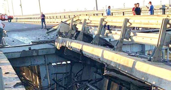 Rusi priznali: Dio Krimskog mosta je nepopravljivo oštećen