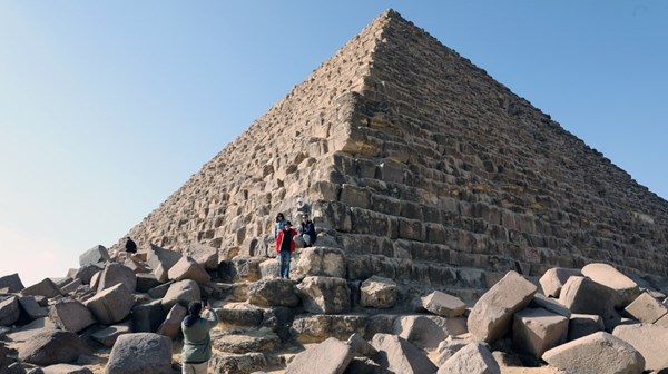 VIDEO Krenuo "projekt stoljeća" na piramidi u Gizi. Ljudi bijesni, arheolozi zgroženi