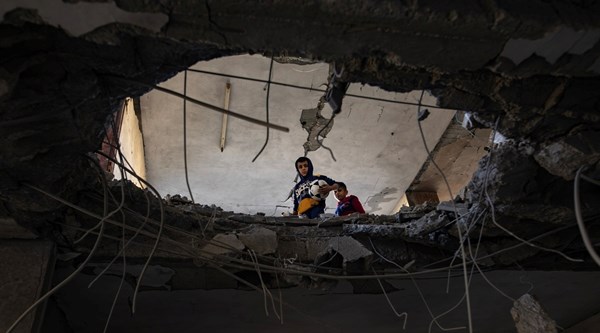 Izrael napao Gazu, bombardiran vrtić. Deseci mrtvih, Hamas razmatra mirovni prijedlog